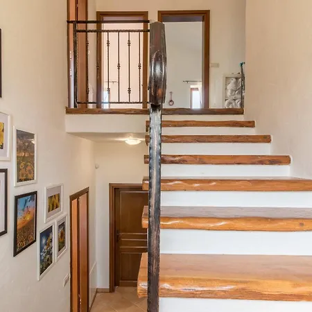Villa Beautiful Istrian With Private Pool And Private Parking Butkovici (Istria)
